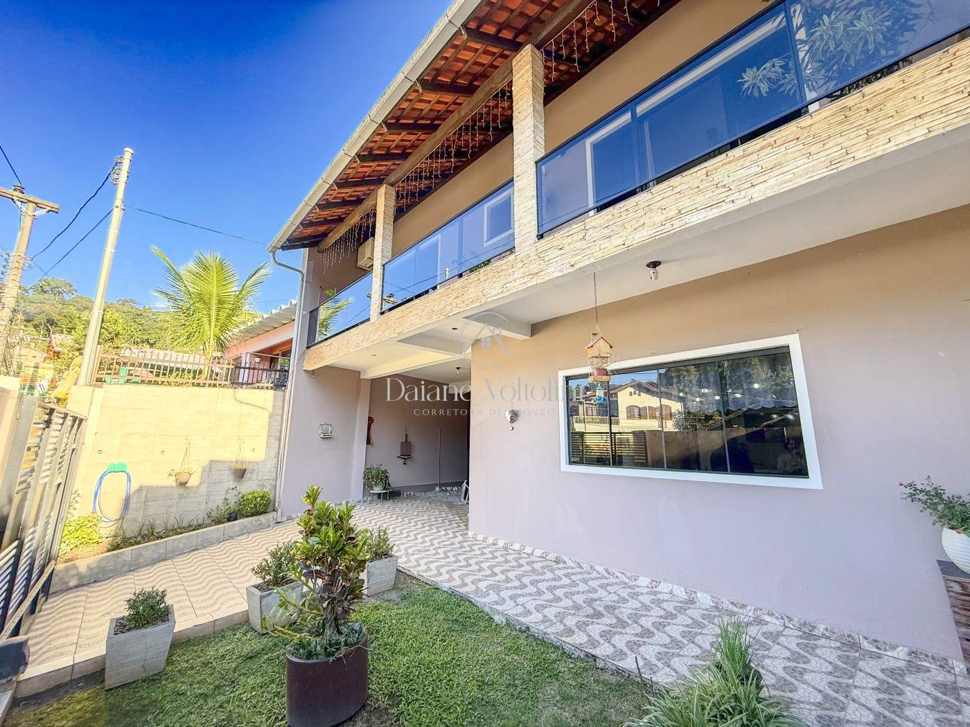 Casa para Venda em Blumenau, Glória, 3 dormitórios, 1 suíte, 3 banheiros, 2 vagas - foto 1