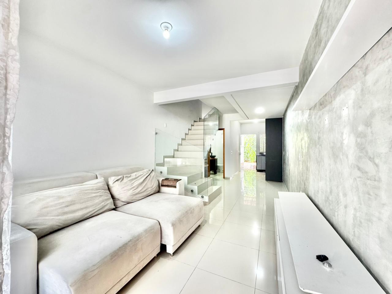 Casa para Venda em Blumenau, Água Verde, 2 dormitórios, 2 banheiros, 2 vagas — foto 2