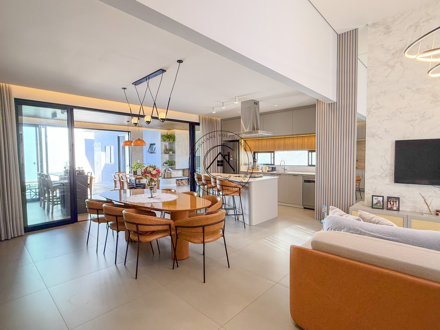 Casa para Venda em Blumenau, Garcia, 3 dormitórios, 3 suítes, 4 banheiros, 2 vagas — foto 4